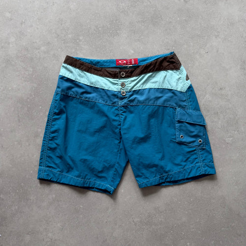 Vintage Oakley Wmns Boardshorts (30)