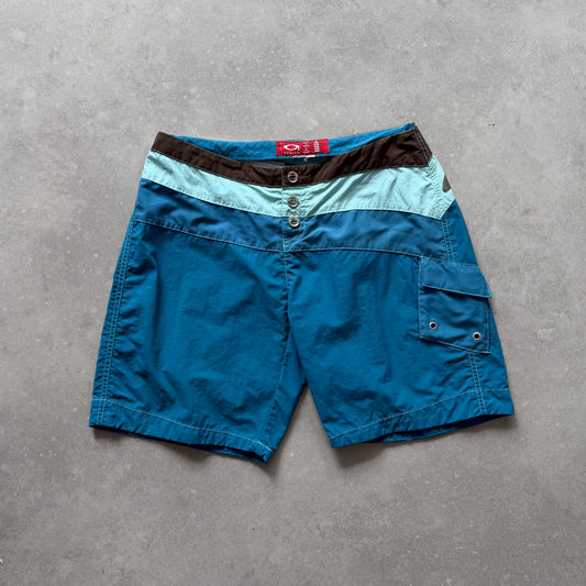 Vintage Oakley Wmns Boardshorts (30)