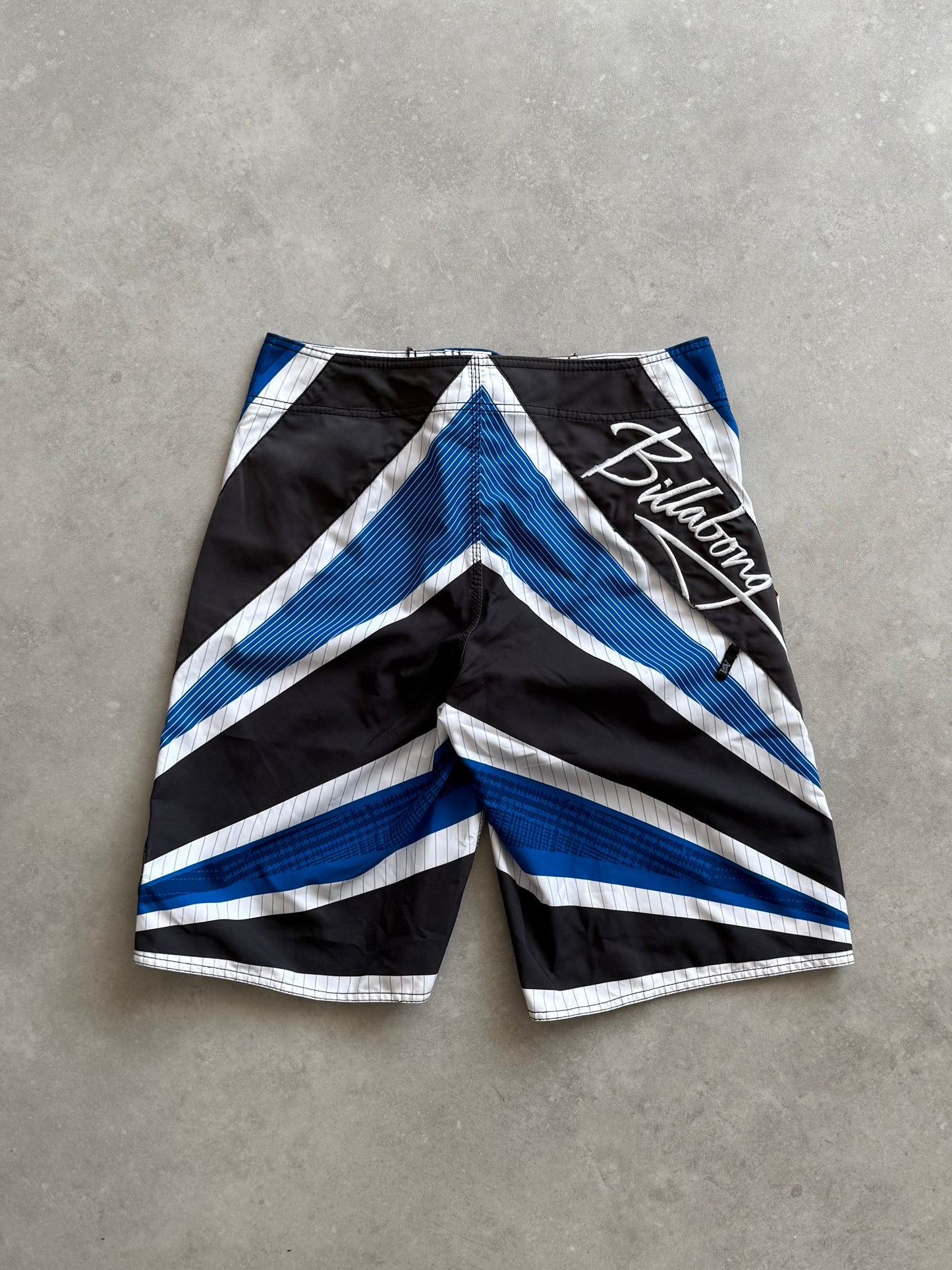 Vintage BNWT Billabong Andy Irons Samurai Boardshorts (34)