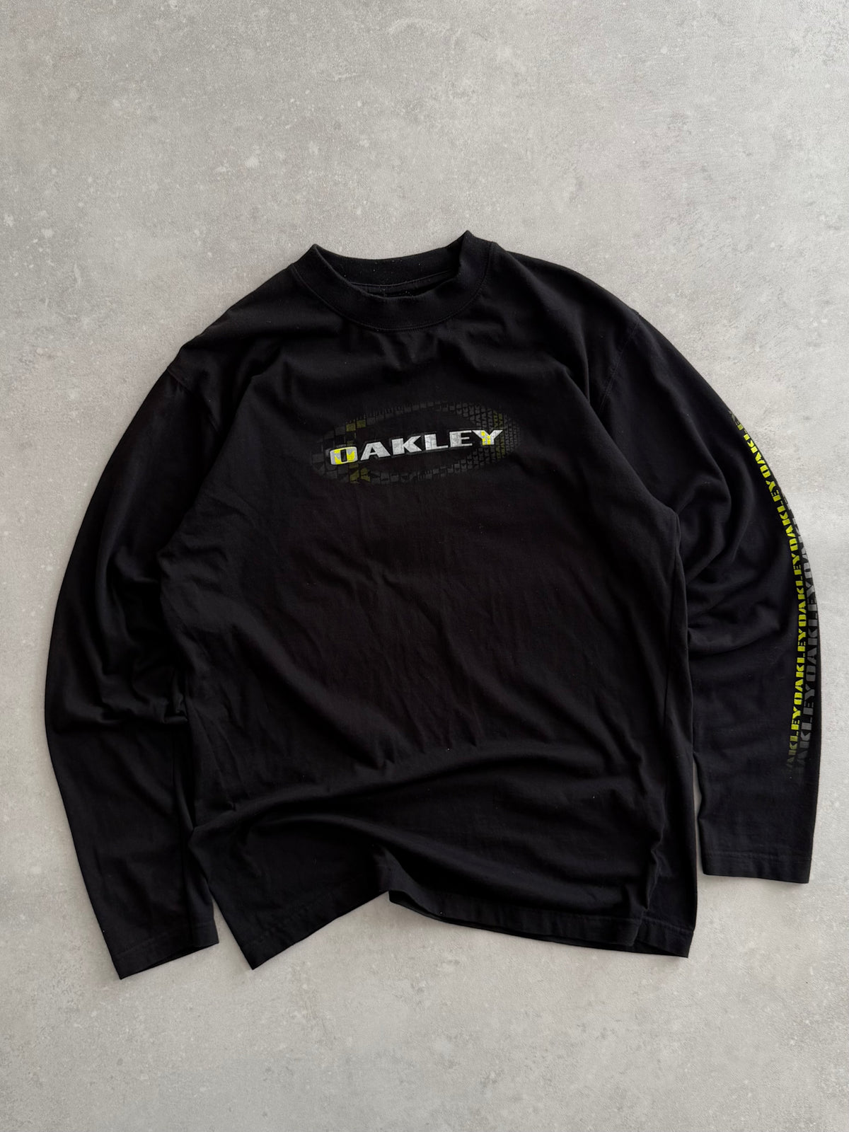 Vintage Oakley Long Sleeve T-shirt (L)