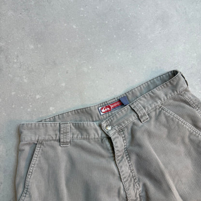 00’s Quiksilver Cargo Shorts (34)