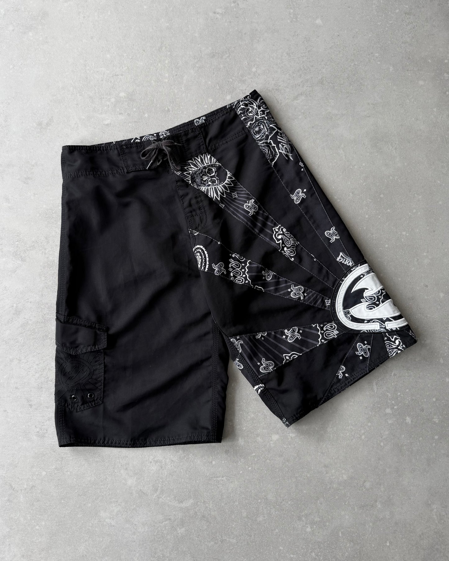 Vintage Billabong Rising Sun Paisley Boardshorts (31)
