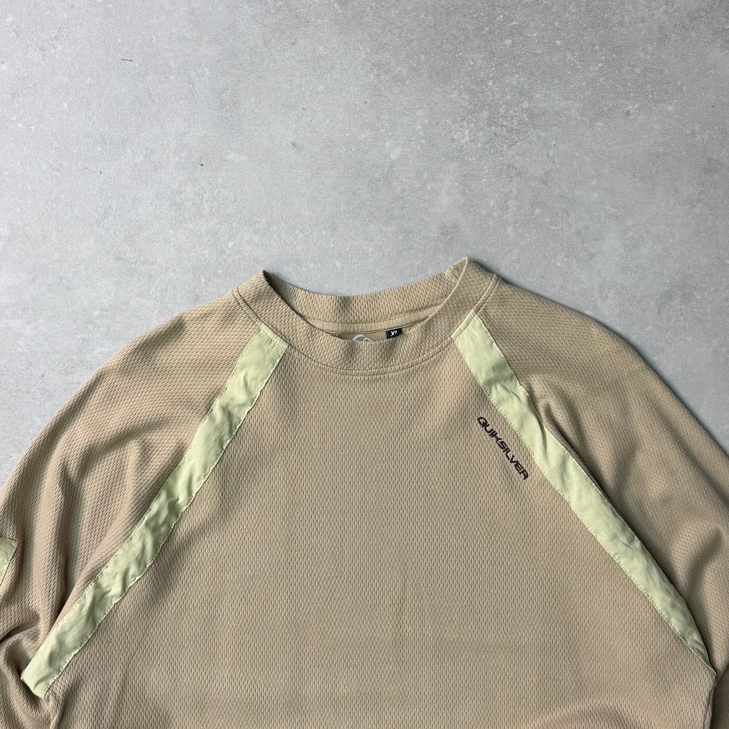 00's Quiksilver Long Sleeve Tee (XL)