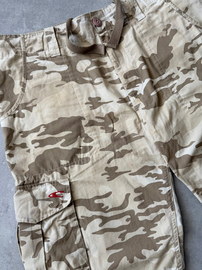 Vintage O’Neill Camo Cargo Shorts (34)