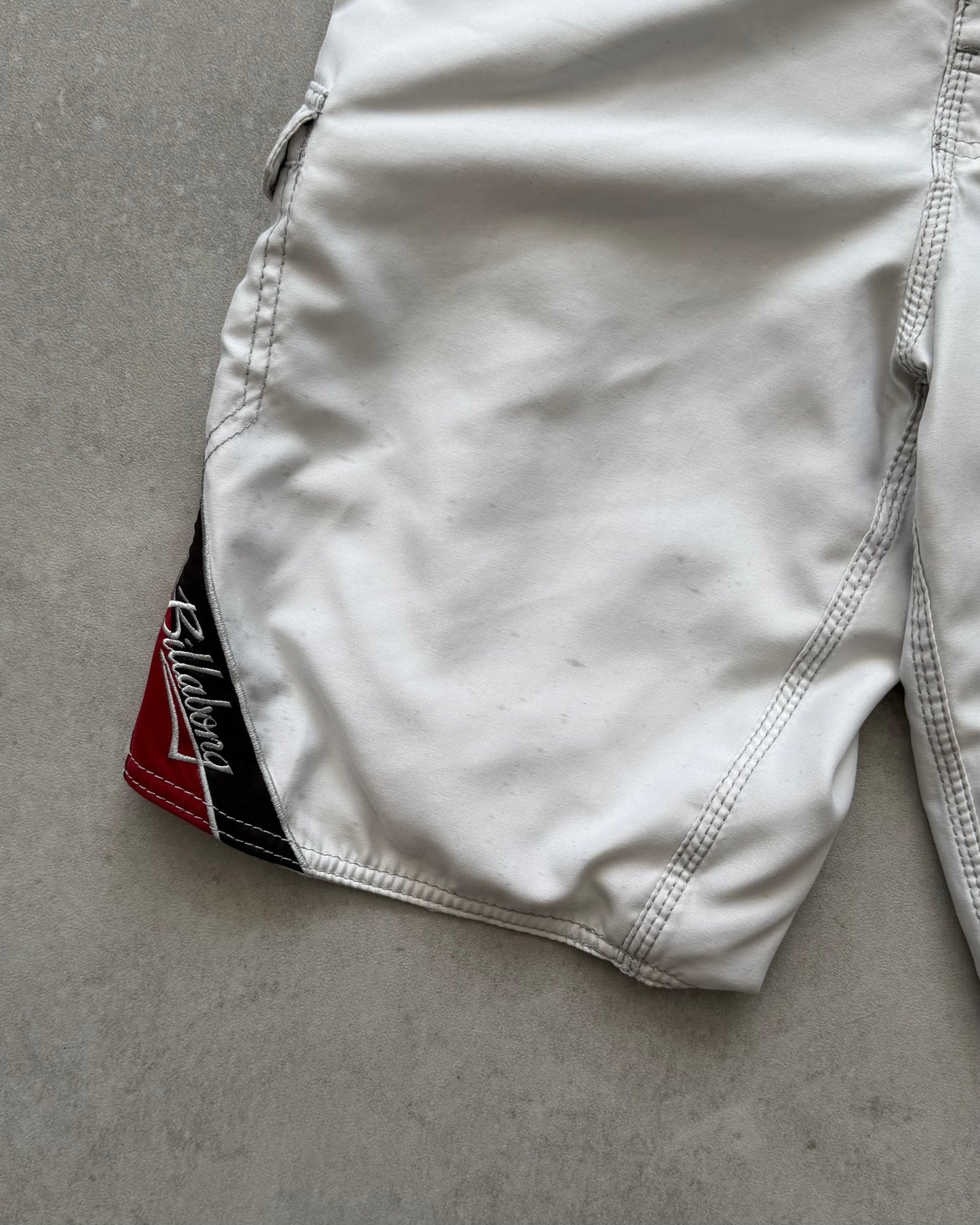 Vintage Billabong Mark Occhilupo Boardshorts (27)