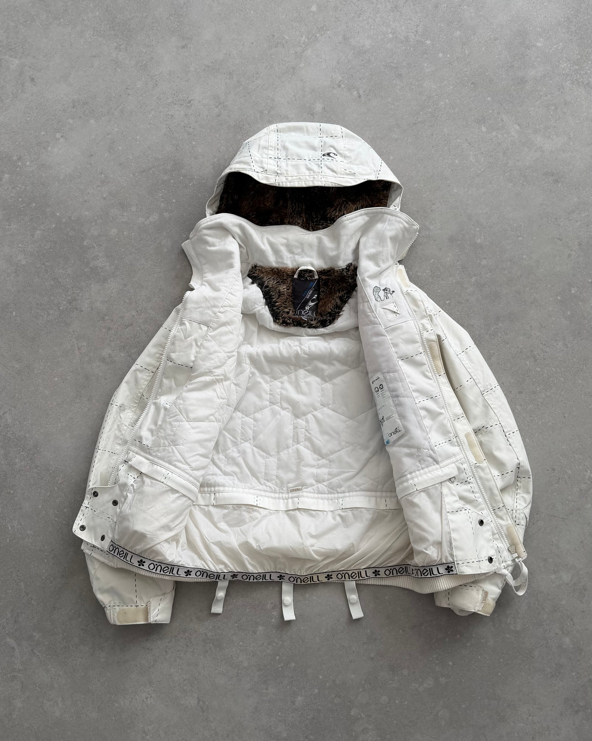 Vintage Women’s O’Neill Snow Jacket (M)