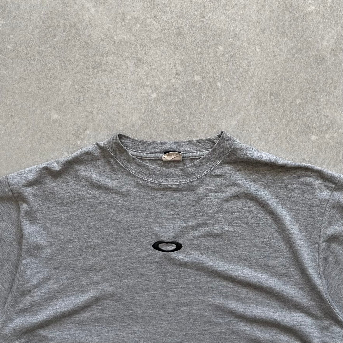 Vintage Oakley T-shirt (XL)