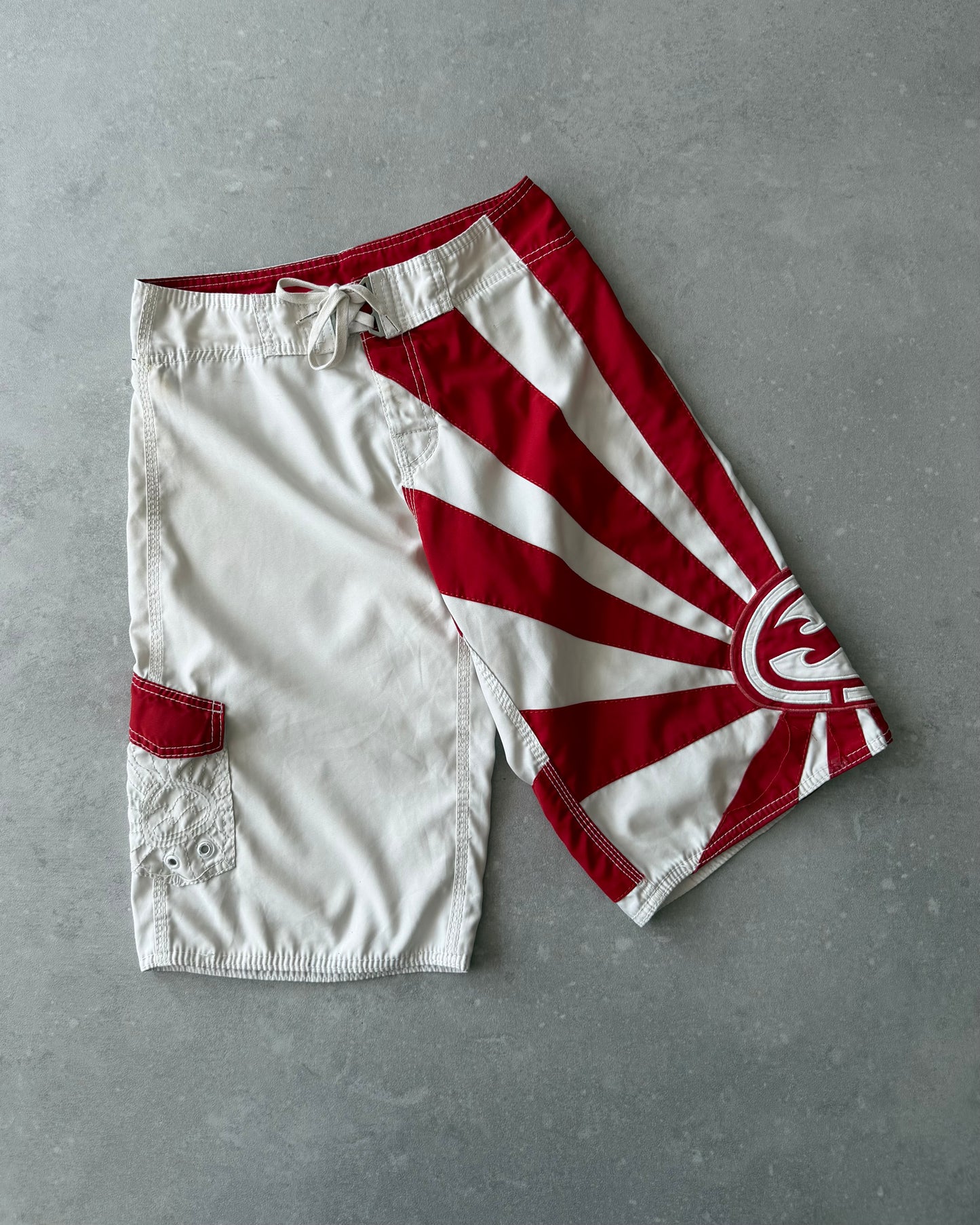Vintage Billabong Andy Irons Rising Sun Boardshorts (26)