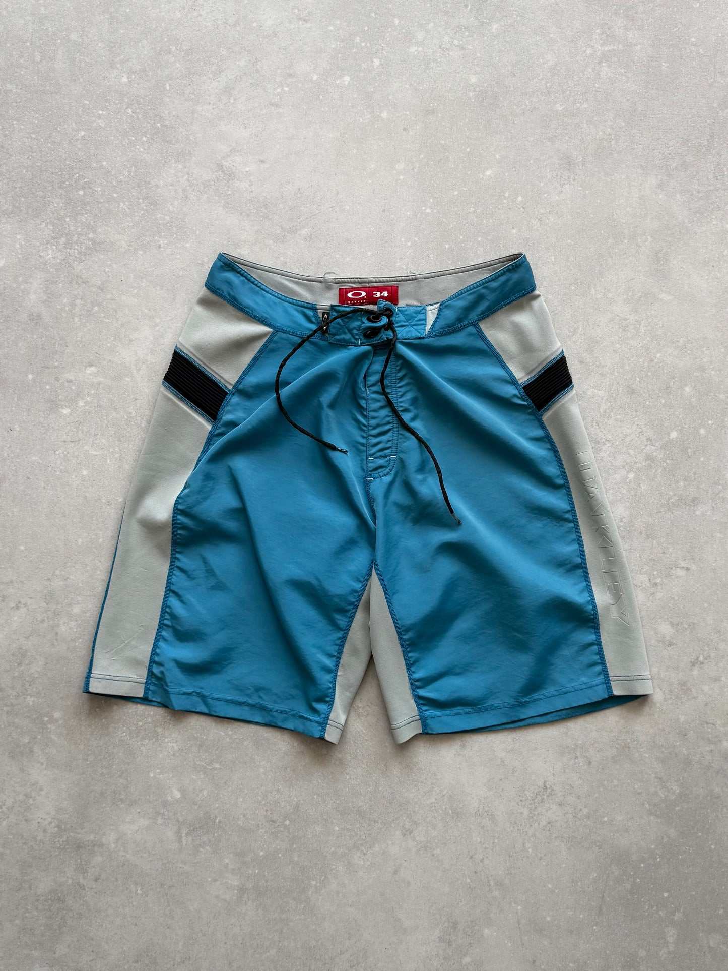 Vintage Oakley Boardshorts (34)