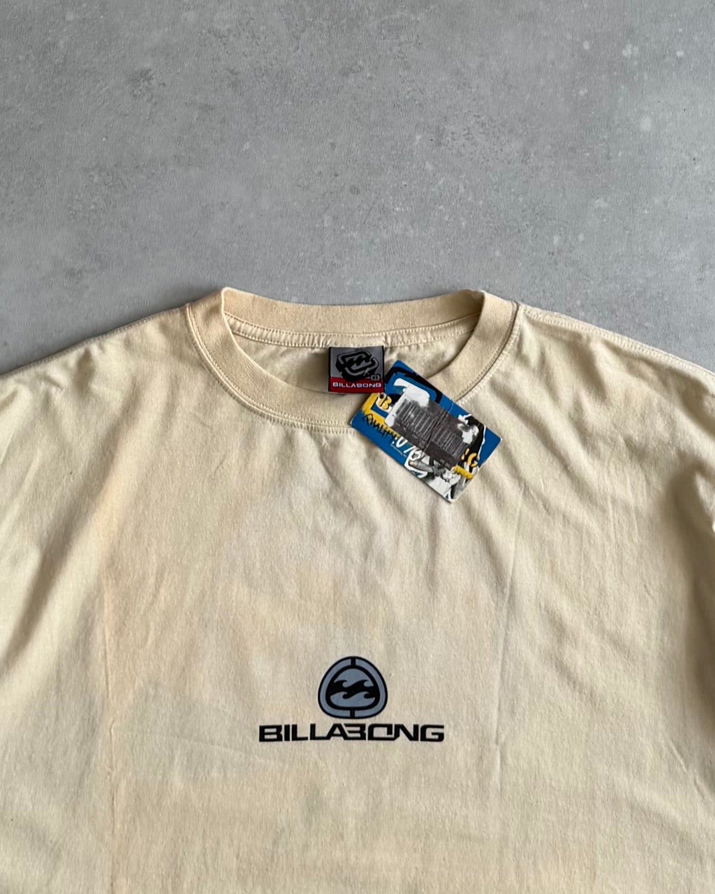 Brand New Vintage Billabong T-shirt (L)