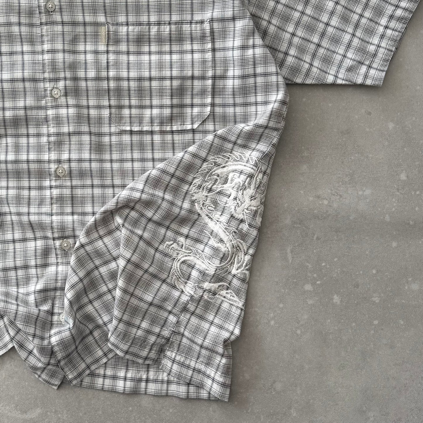 00’s Quiksilver Dragon Shirt (XL)