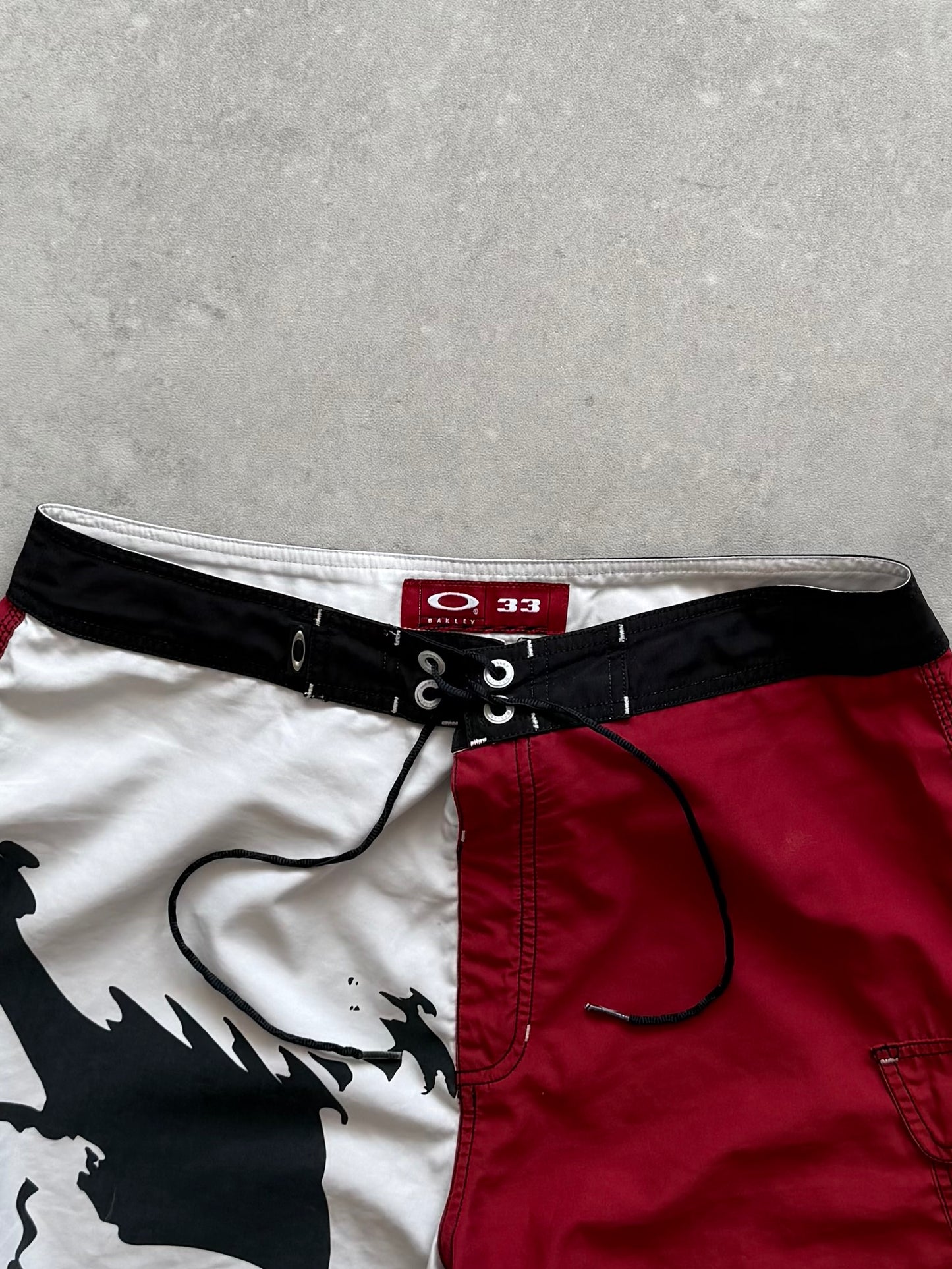 Vintage Oakley Skull Boardshorts (33)