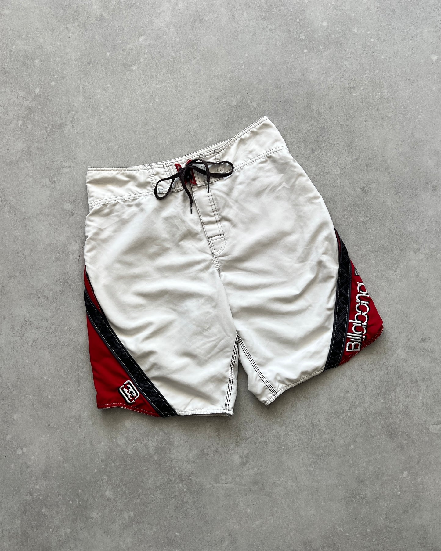 Vintage Billabong Andy Irons Kauai Boardshorts (32)