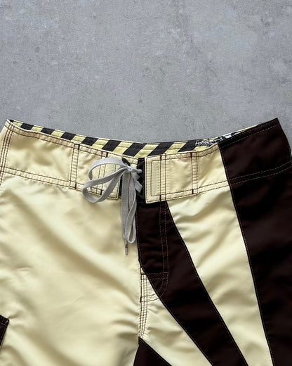 Vintage Billabong Andy Irons Rising Sun Boardshorts (30)