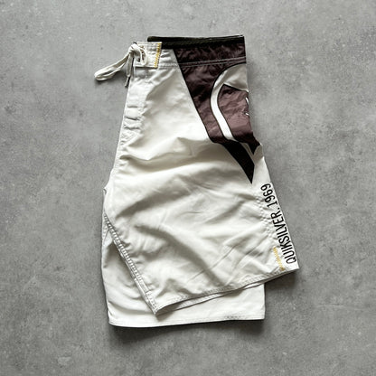 Vintage Quiksilver Boardshorts (34)