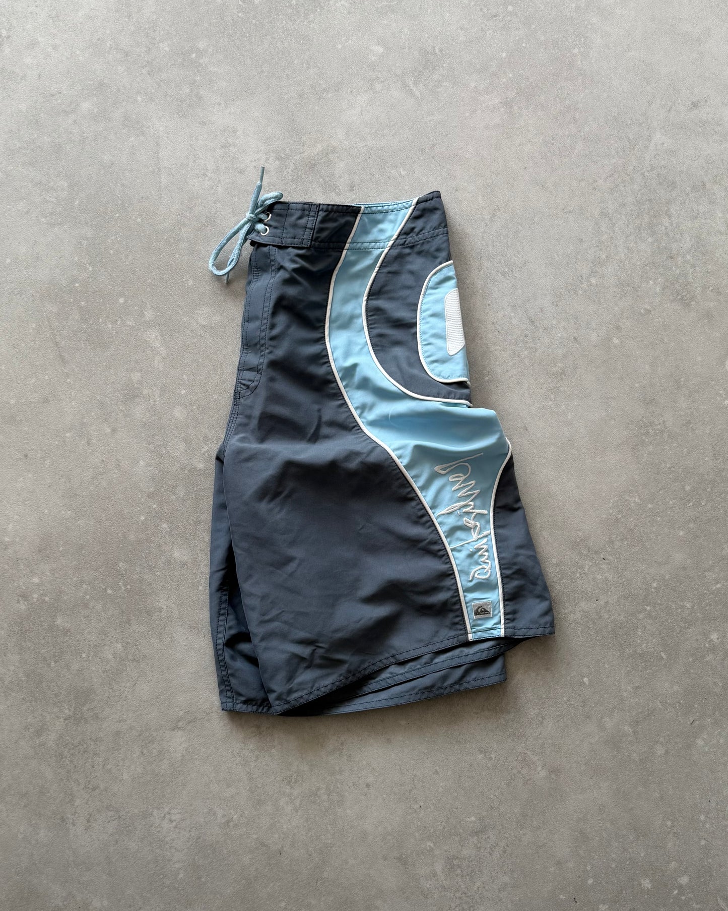 Vintage Quiksilver Boardshorts (32)