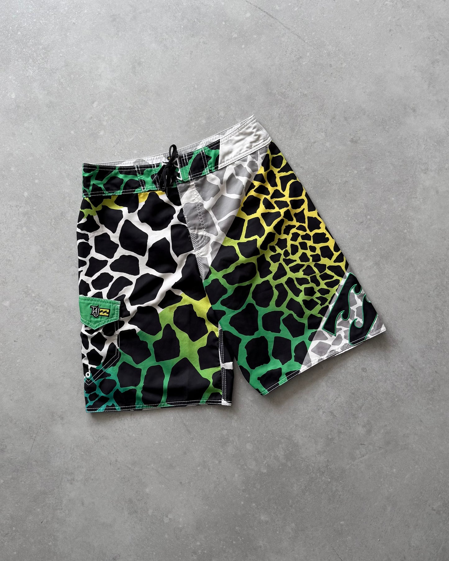 Vintage Billabong Taj Burrow Boardshorts (32)