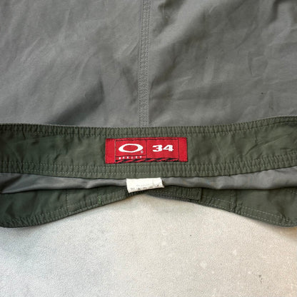 00’s Oakley  Boardshorts (34)