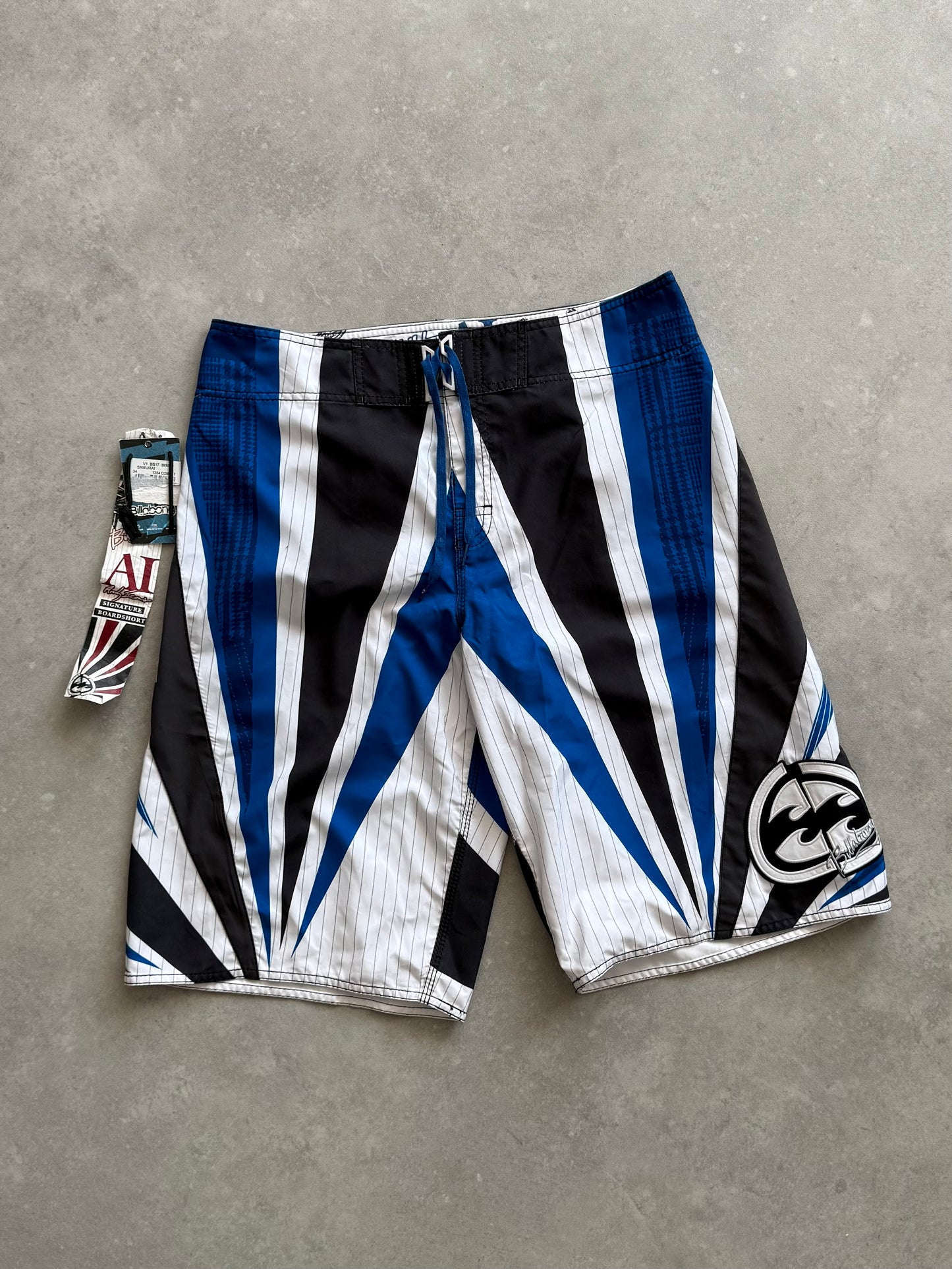 Vintage BNWT Billabong Andy Irons Samurai Boardshorts (34)