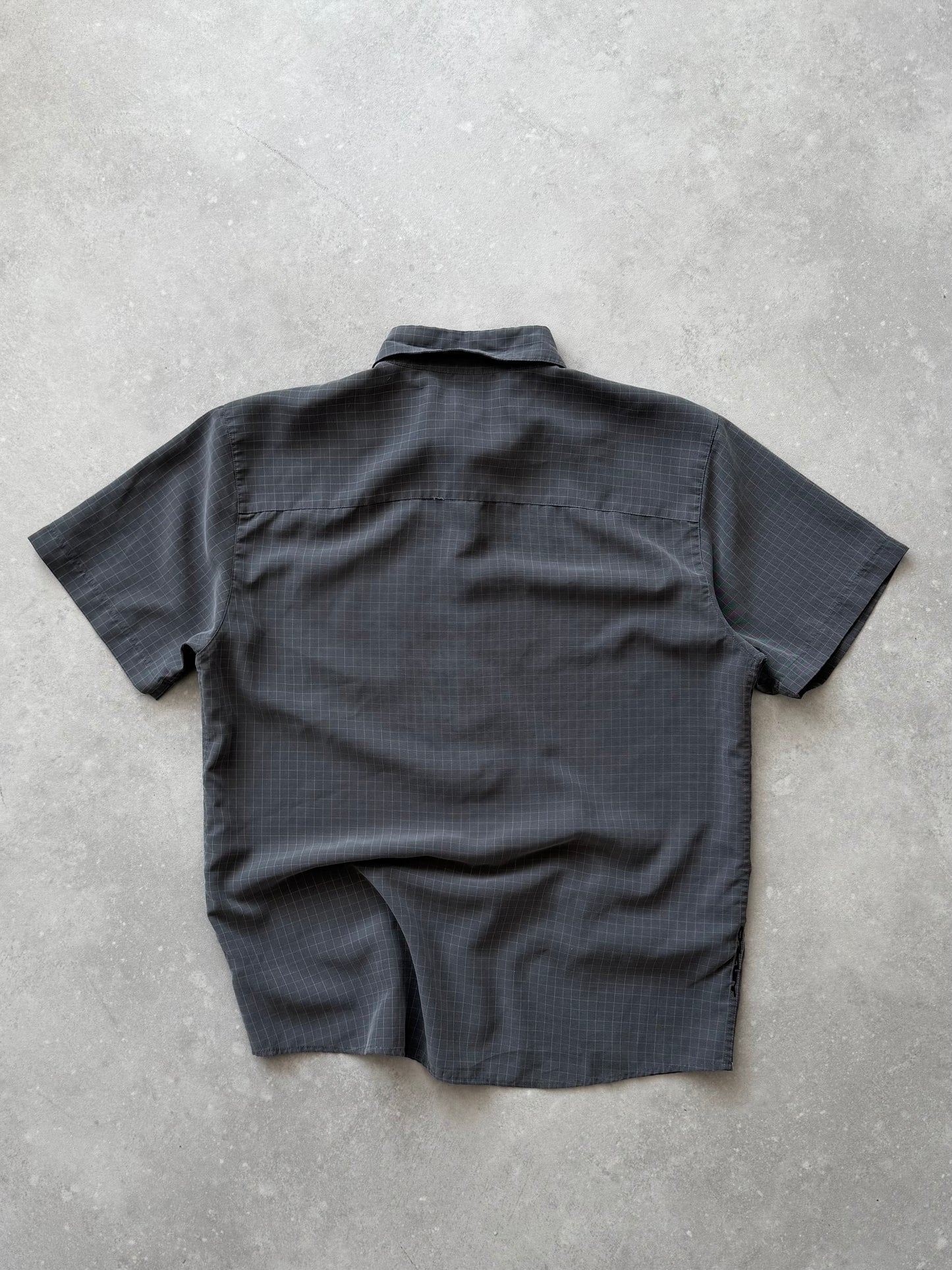Vintage Oakley Shirt (L)