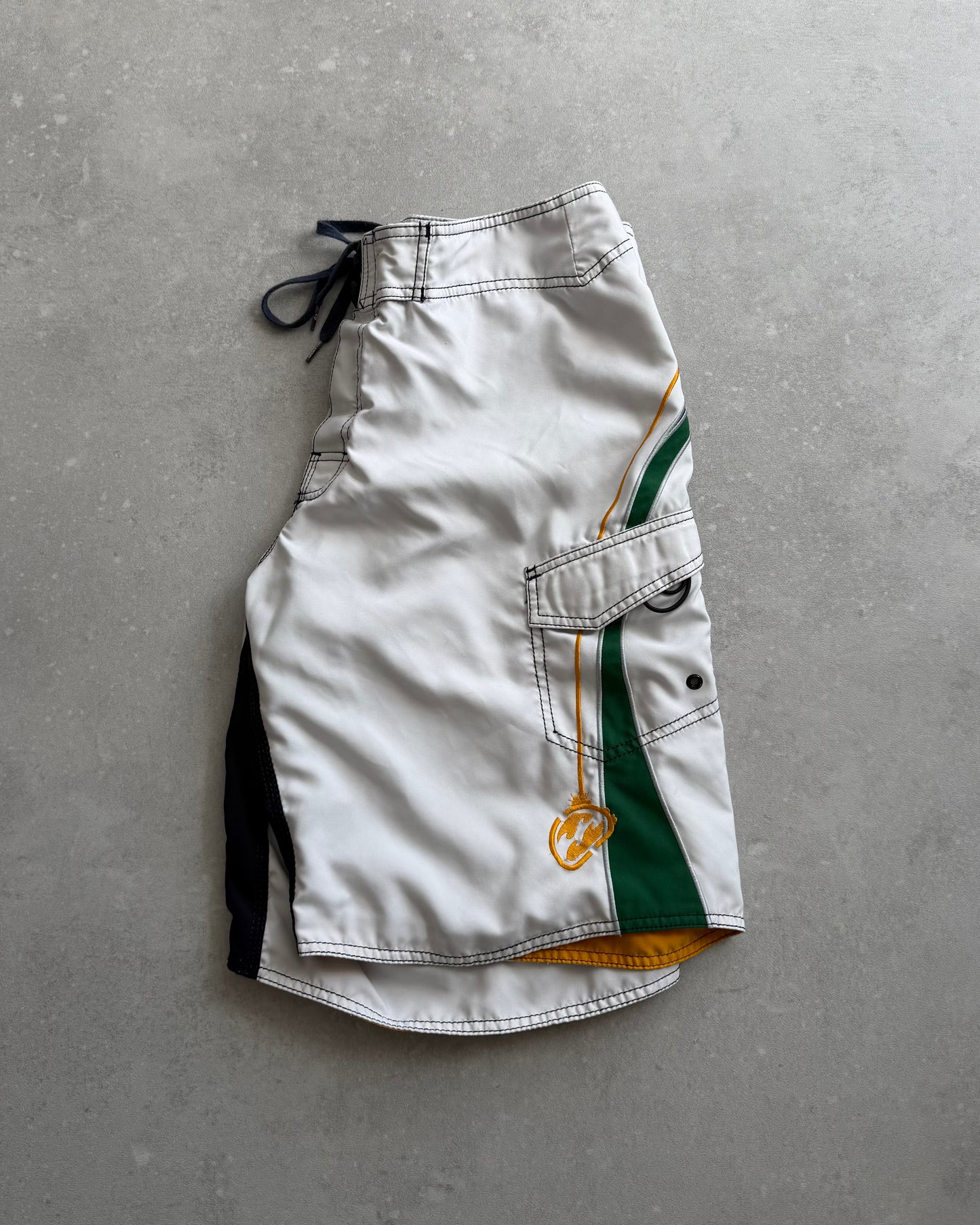 Vintage Billabong Mark Occhilupo Boardshorts (33)