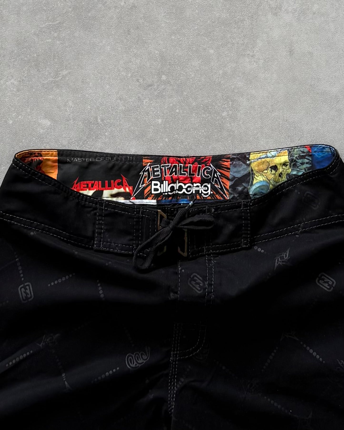 Vintage Billabong Metallica Boardshorts (32)