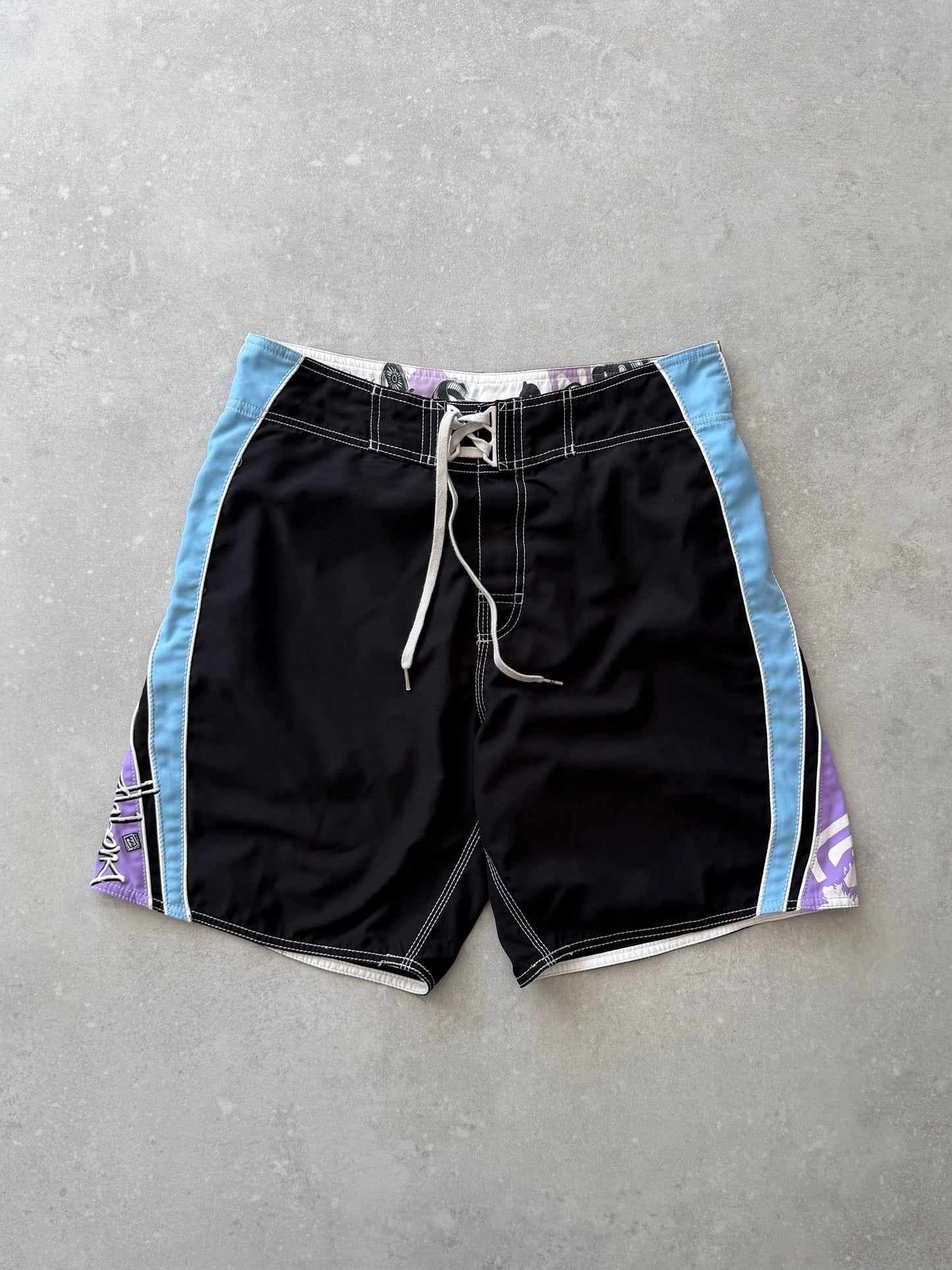Vintage Billabong Andy Irons Kauai Boardshorts (32)