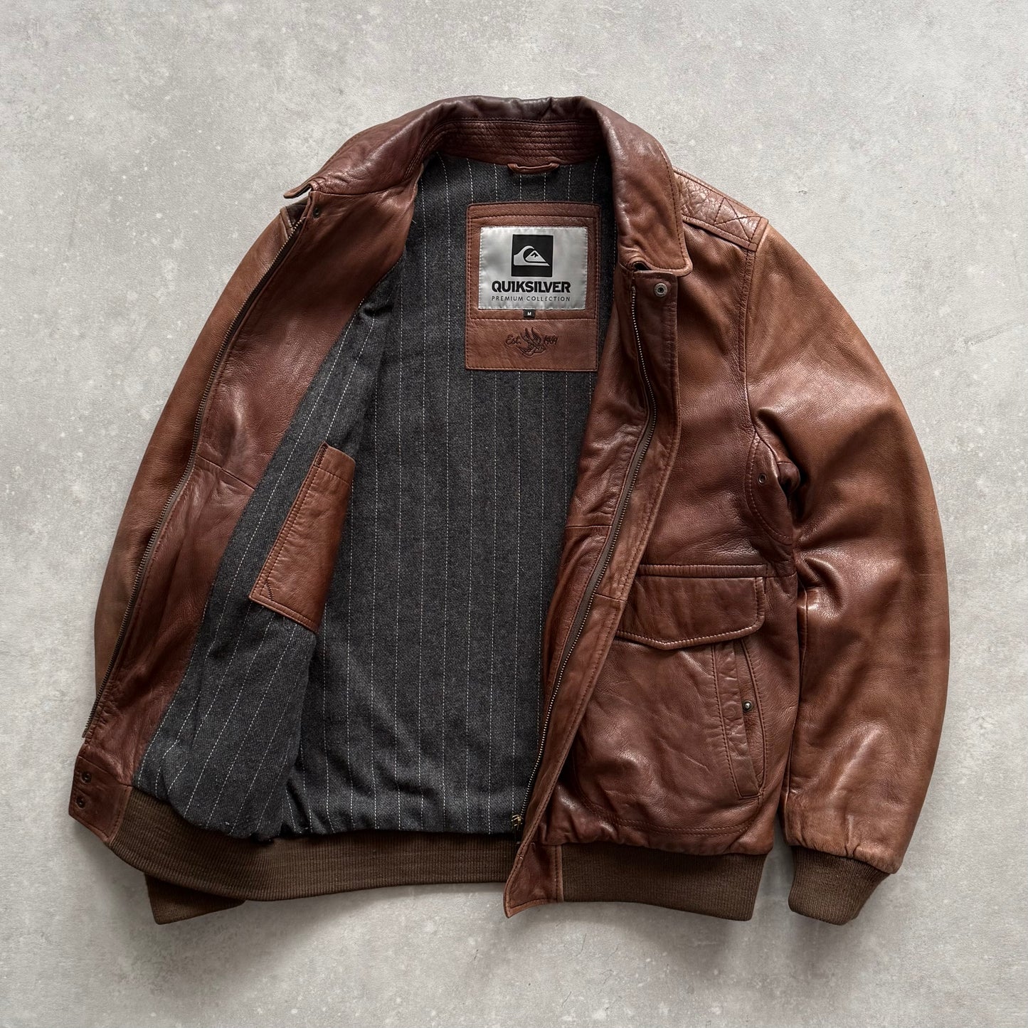 00's Quiksilver  Leather Jacket (L)