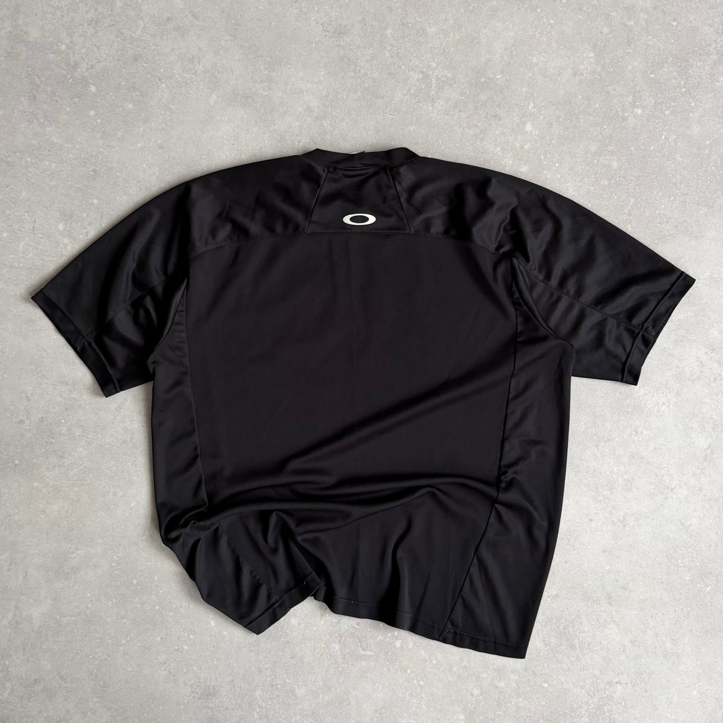 Vintage Oakley T-shirt (XL)