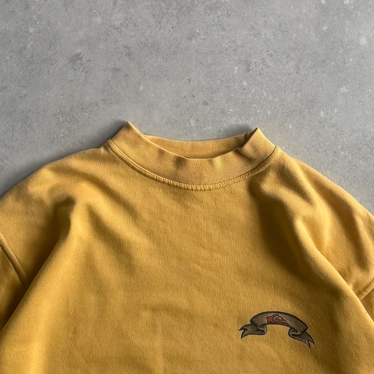 Vintage Quiksilver Cropped Sweatshirt (S)