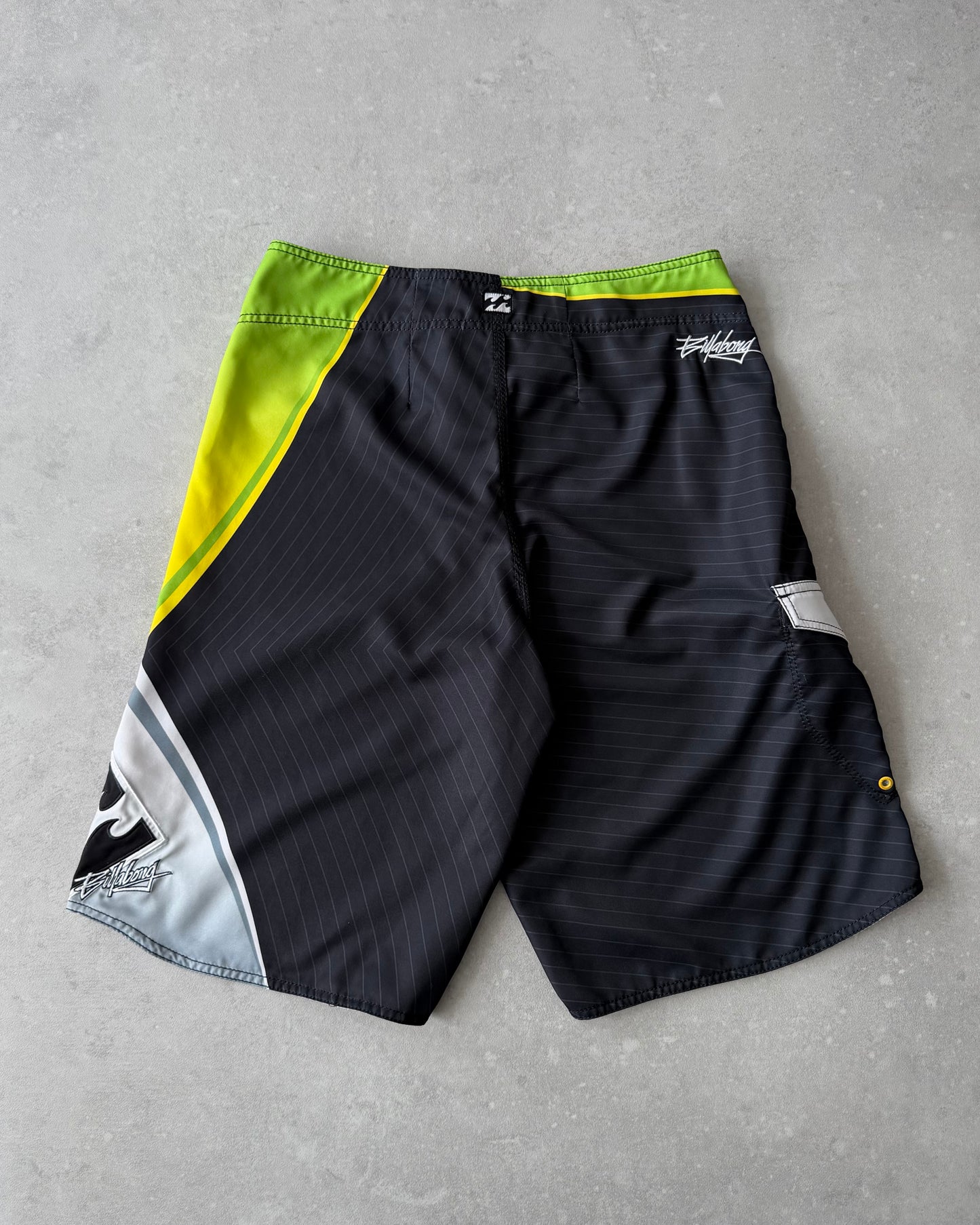 Vintage Billabong Andy Irons Airlite Boardshorts (32)