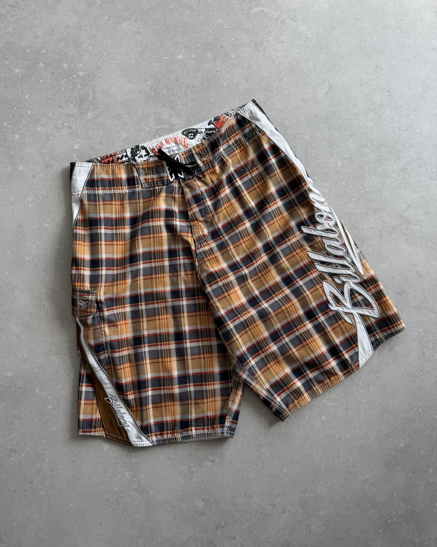 Vintage Billabong Mark Occhilupo Boardshorts (33)