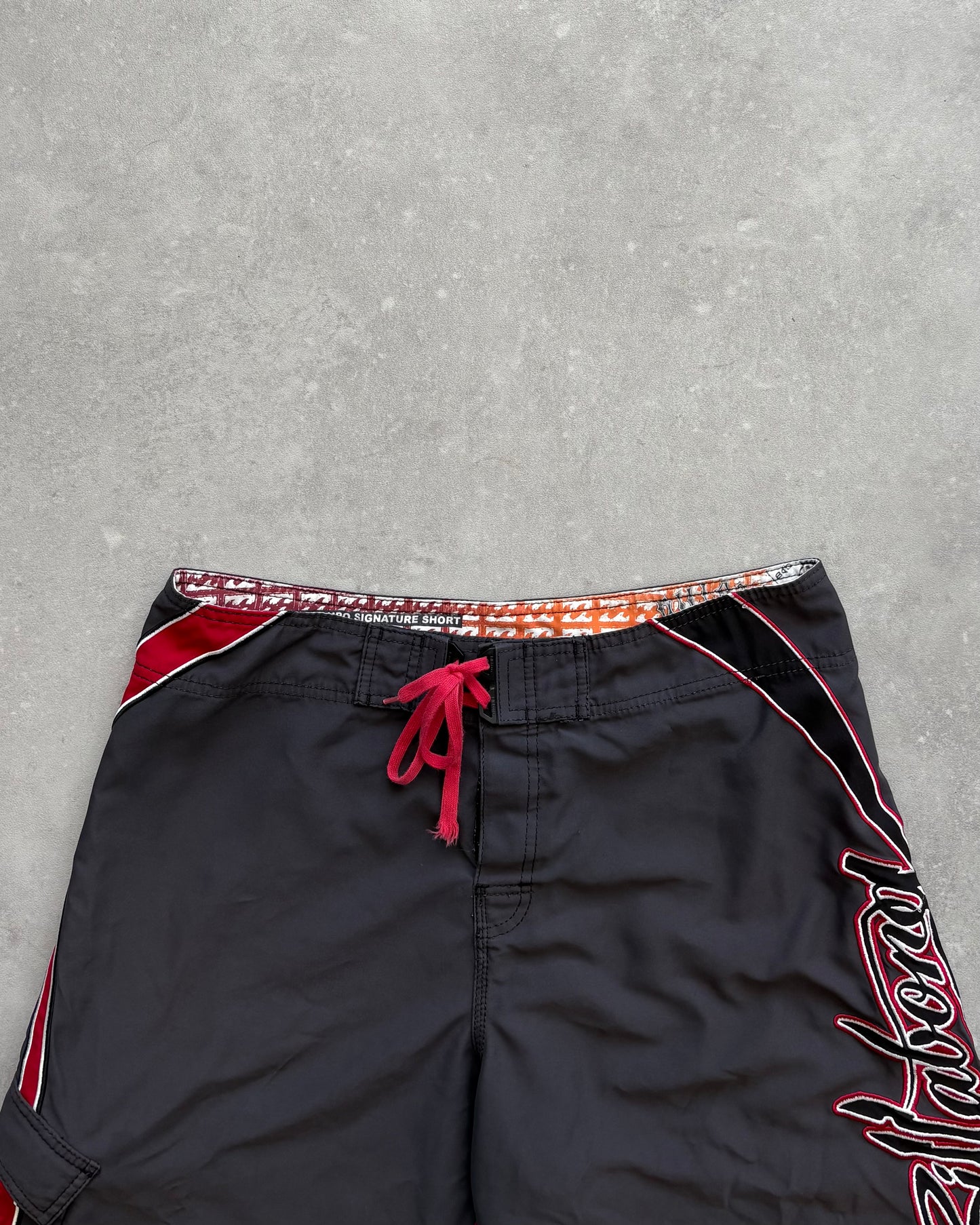 Vintage Billabong Mark Occhilupo Boardshorts (36)