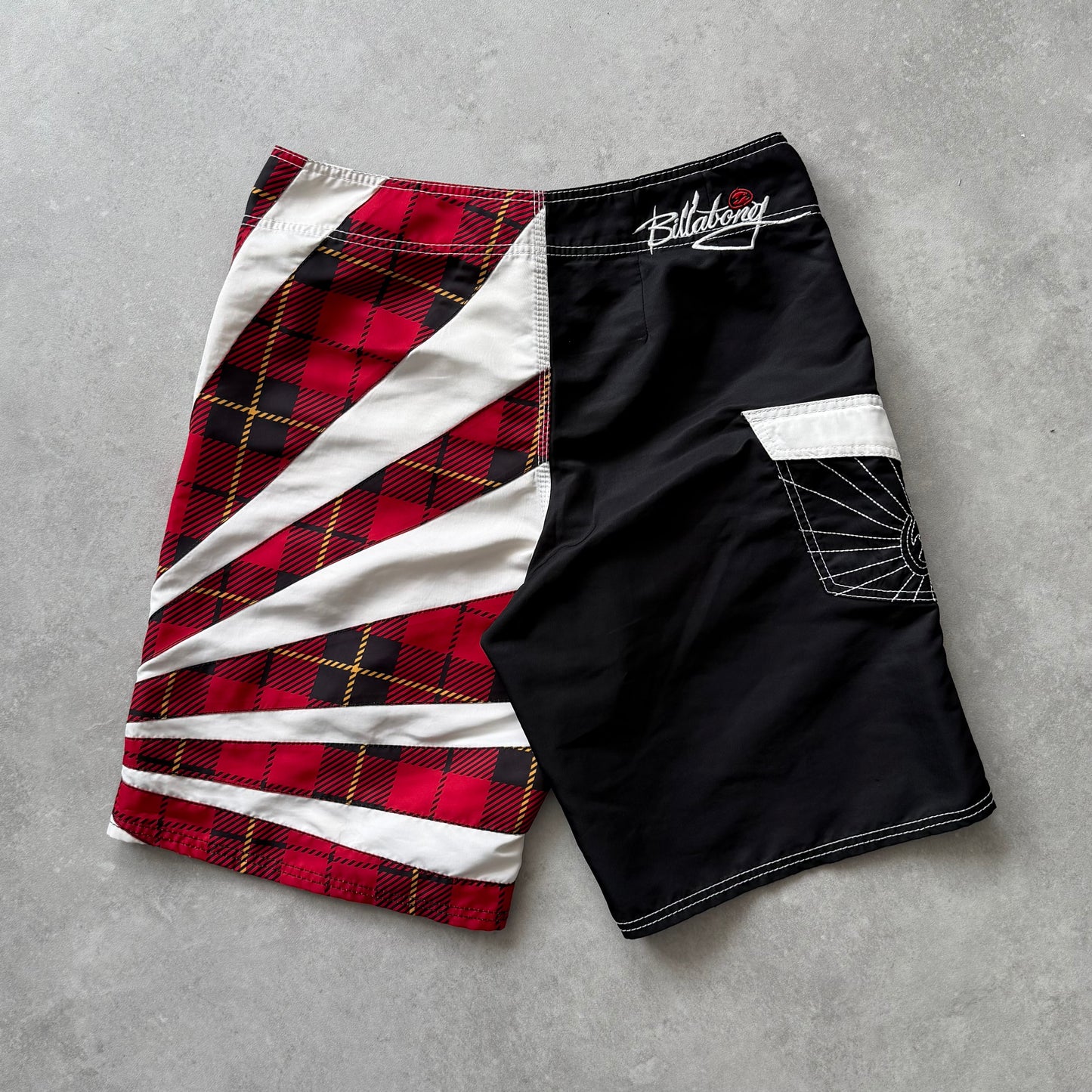 Vintage Billabong Andy Irons Rising Sun Boardshorts (36)