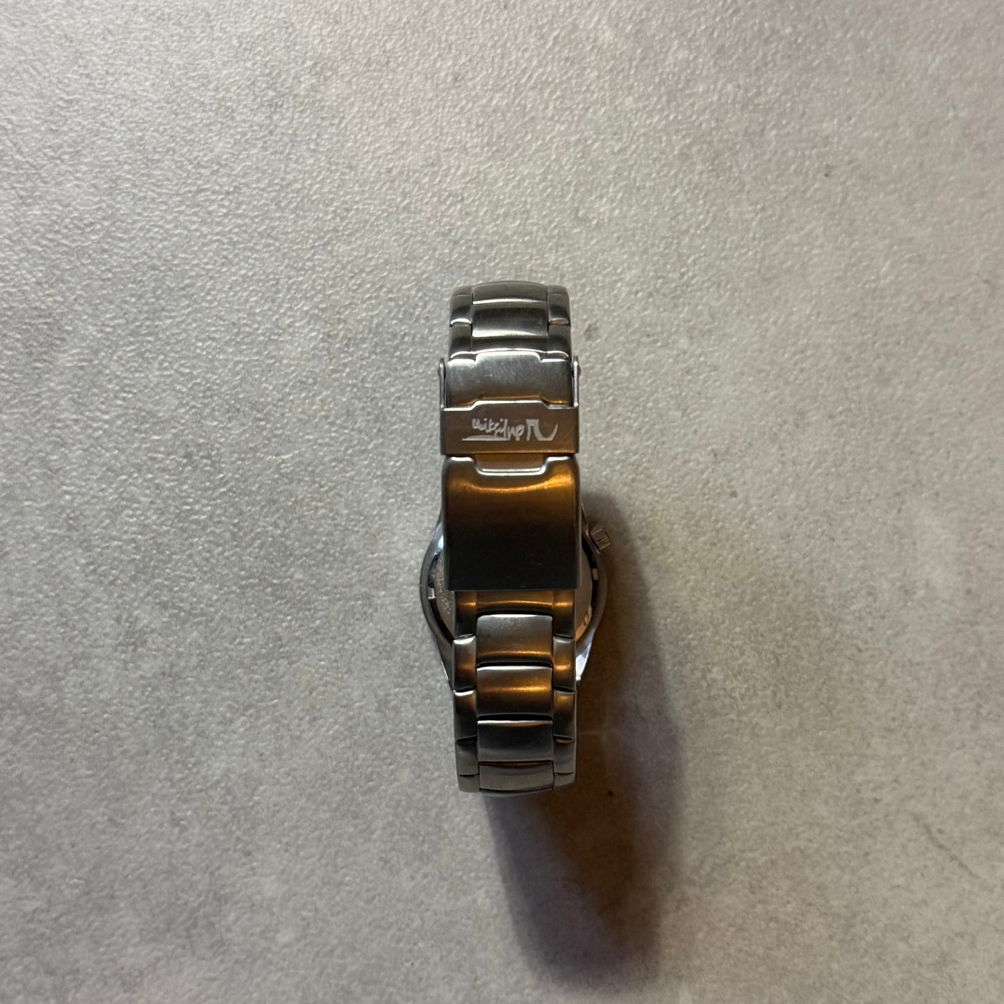 00’s Quiksilver Red Face Watch