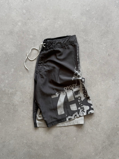 Vintage Oakley Boardshorts (32)