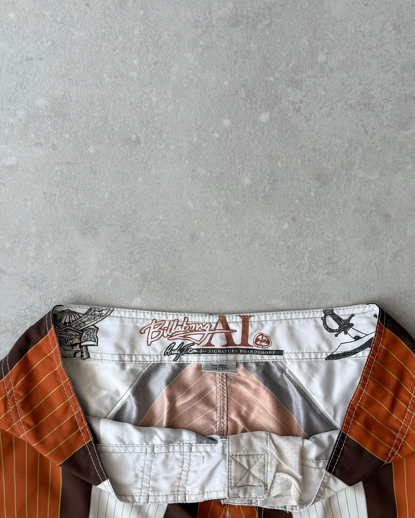 Vintage Billabong Andy Irons Samurai Boardshorts (36)