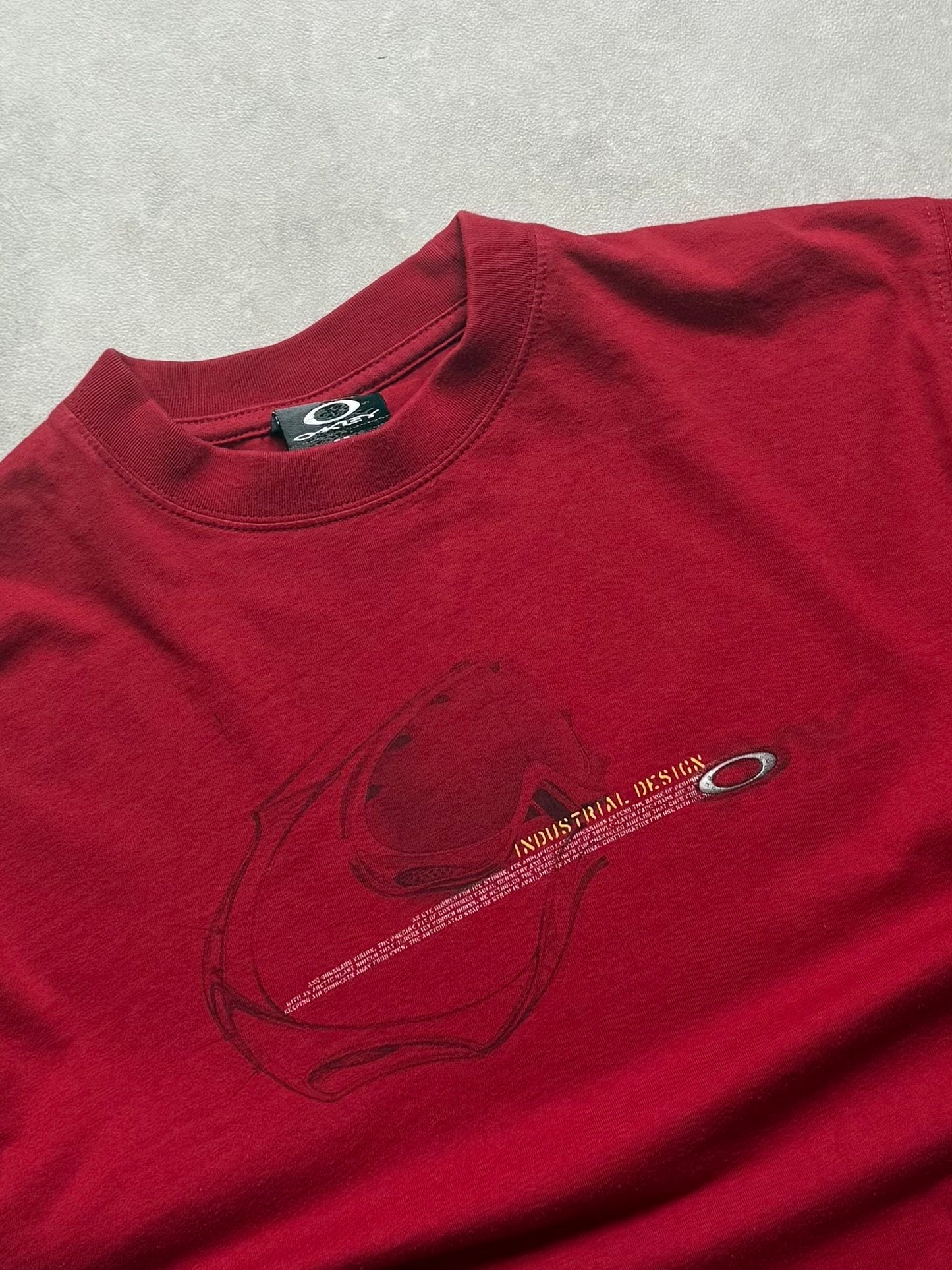 Oakley T-shirt