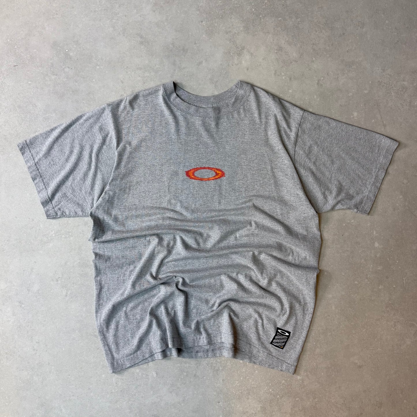 00's Oakley T-shirt (XL)
