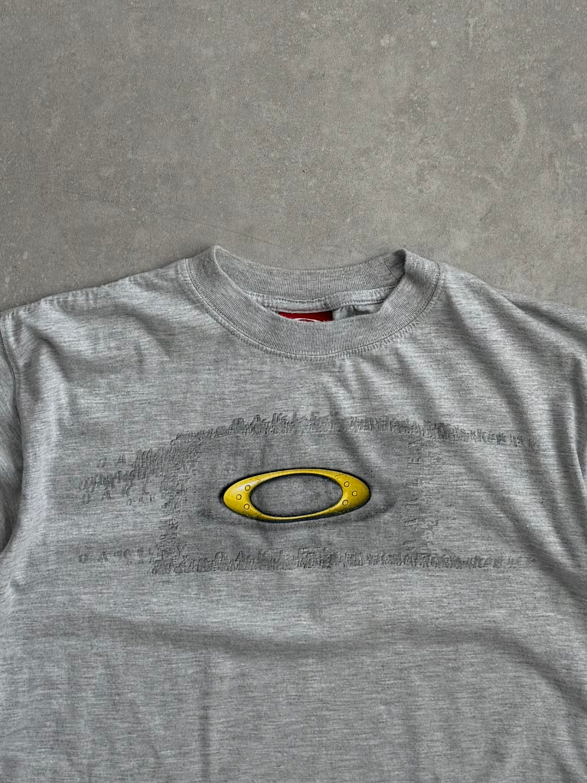 Vintage Oakley T-shirt (M)