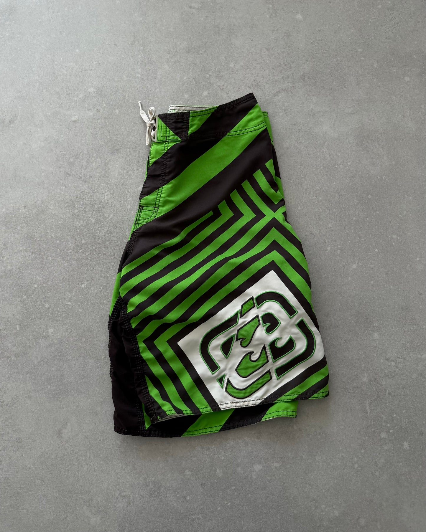 Vintage Billabong Taj Burrow Boardshorts (32)