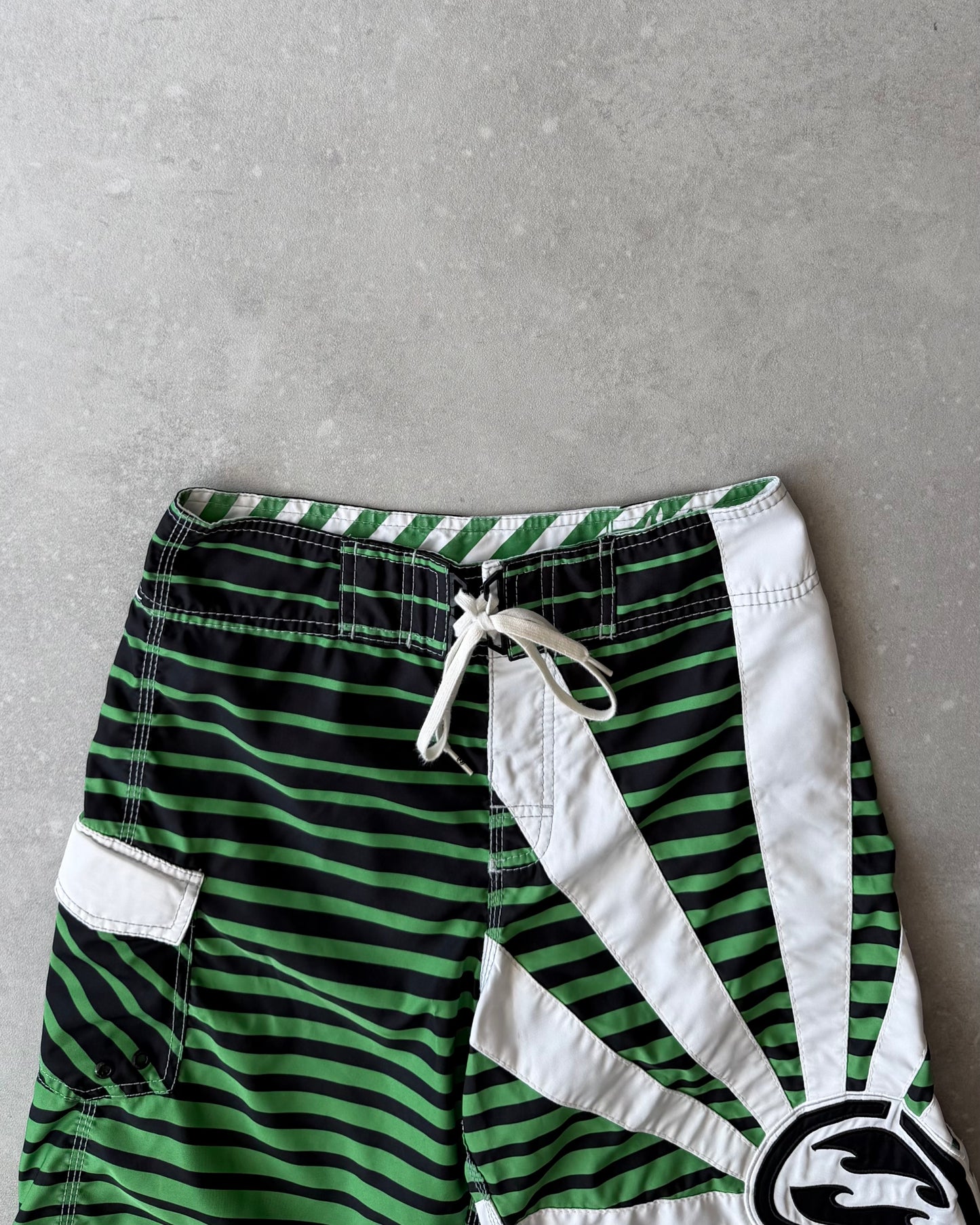 Vintage Billabong Andy Irons Rising Sun Boardshorts (29)