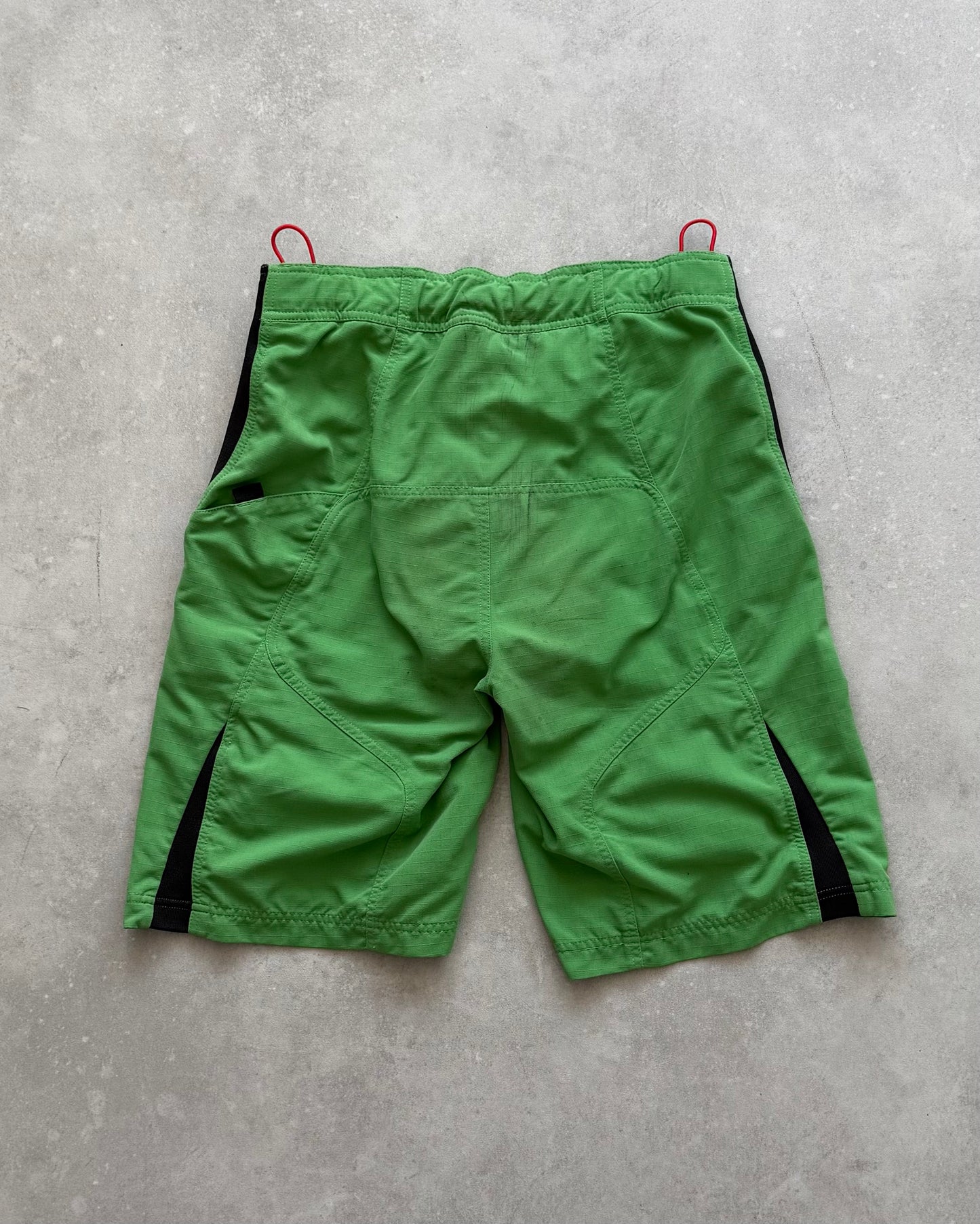 Vintage Oakley Shorts (33)