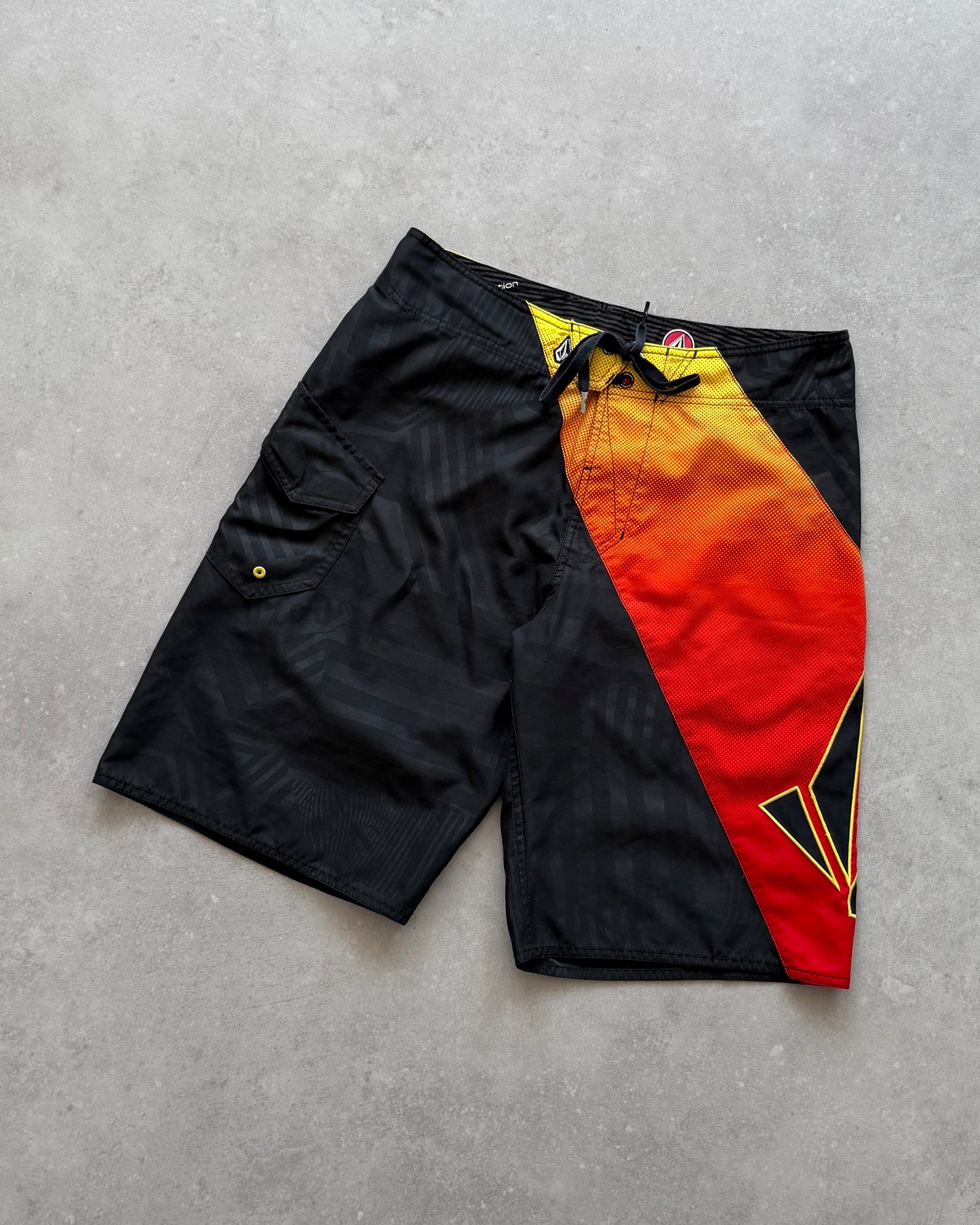 Vintage Volcom Boardshorts (32)