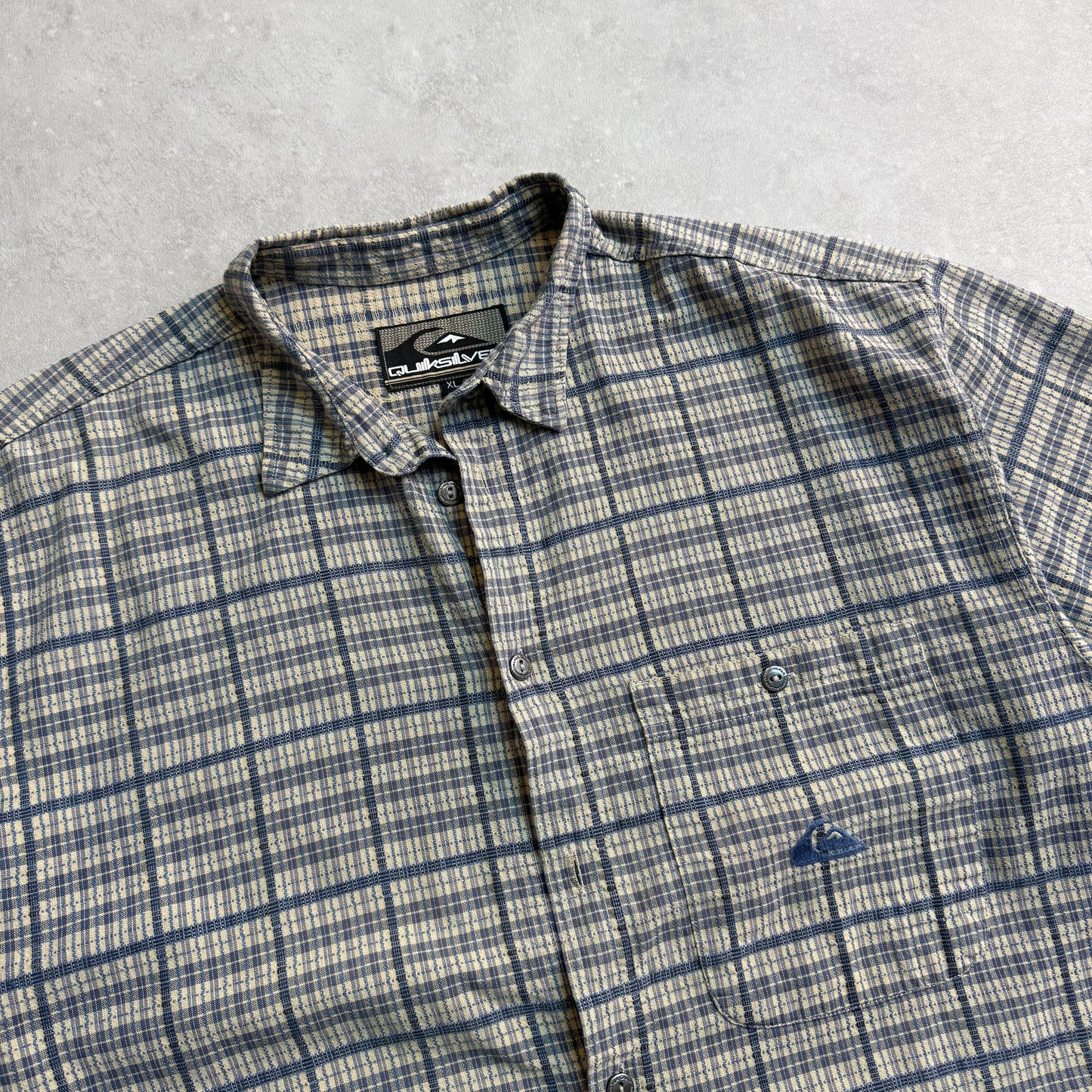 90’s Big Logo Quiksilver Shirt (M)