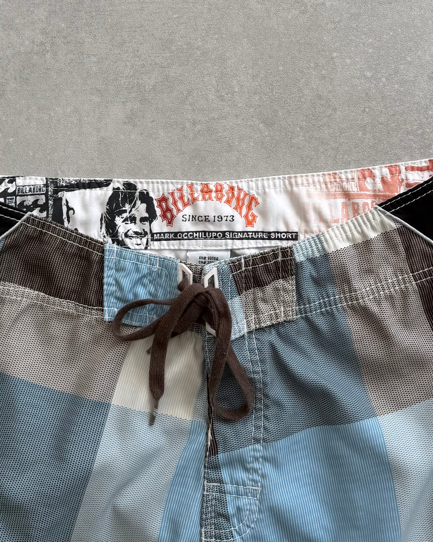 Vintage Billabong Mark Occhilupo Boardshorts (34)