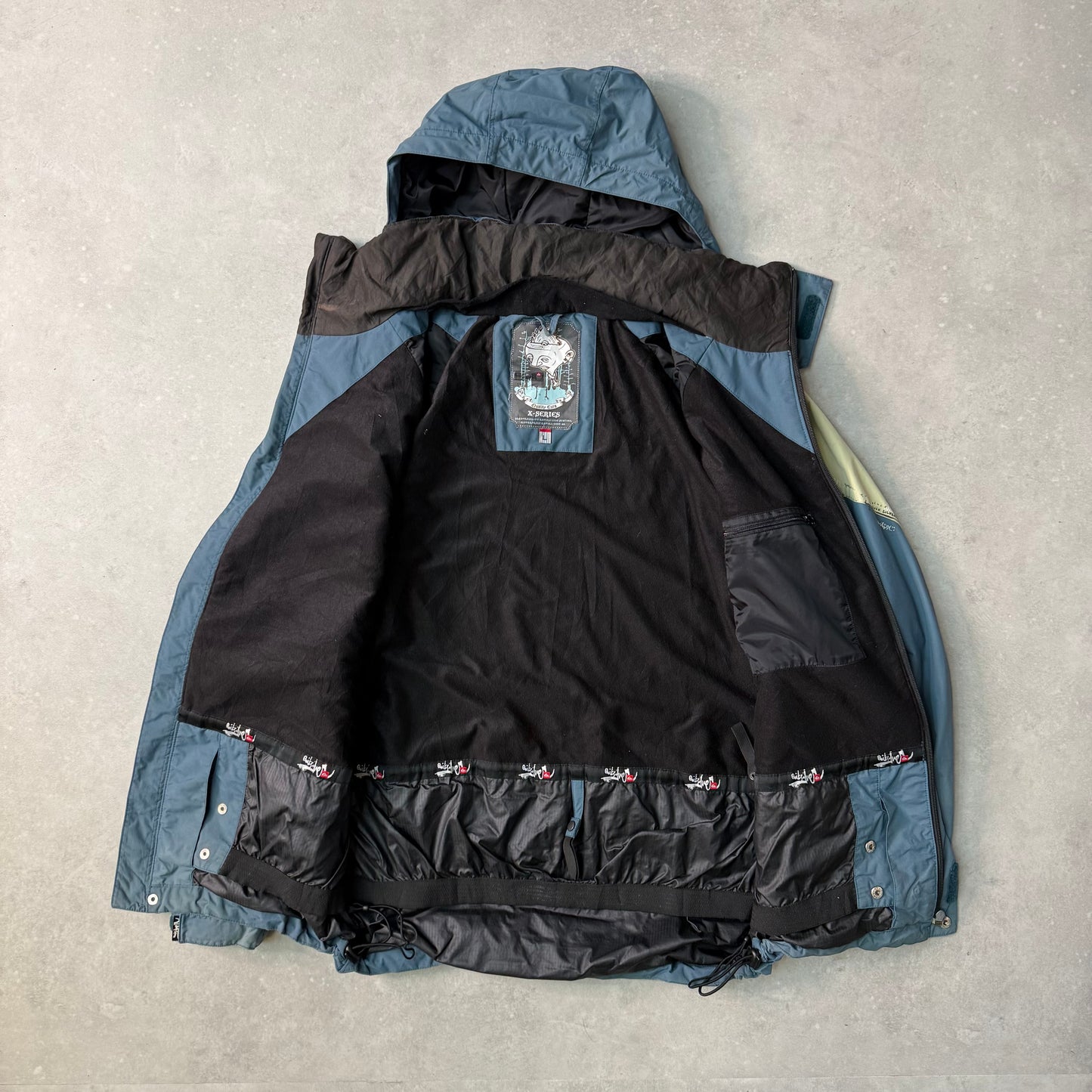 00’s Quiksilver Snow Jacket (L)
