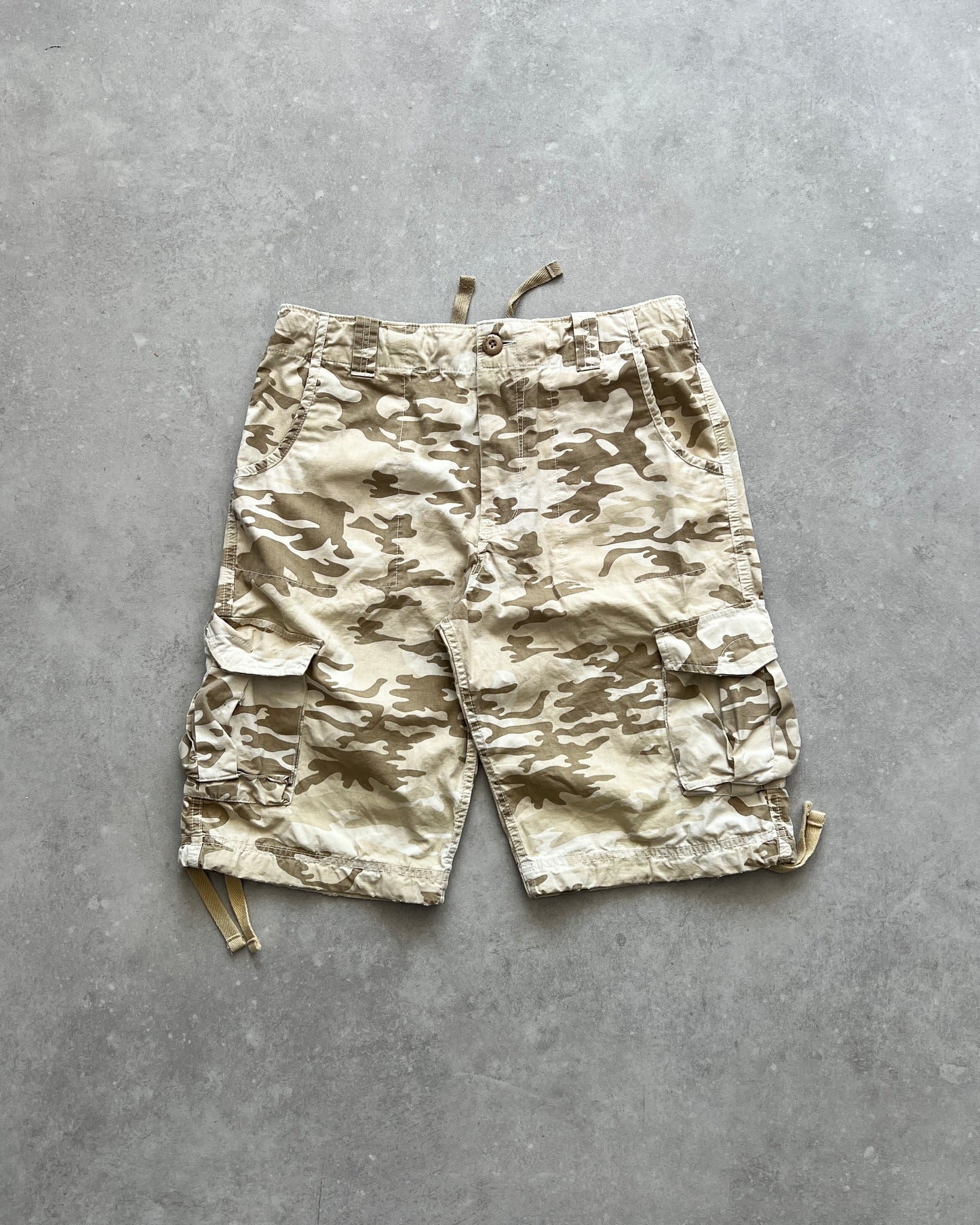 Vintage O’Neill Cargo Shorts (34)