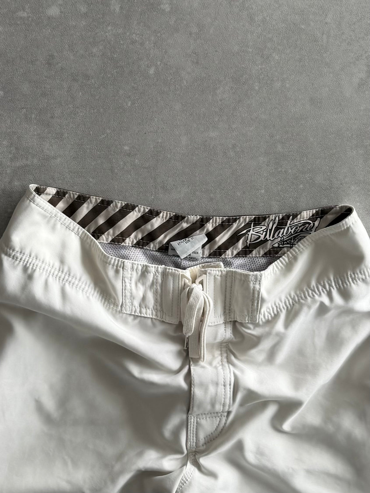 Vintage Billabong Andy Irons Kauai Boardshorts (31)