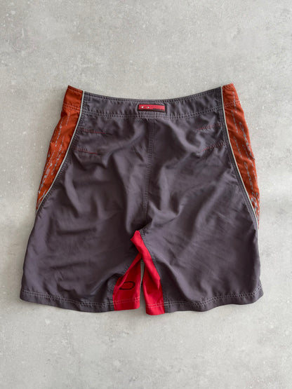 Vintage Oakley Boardshorts (32)